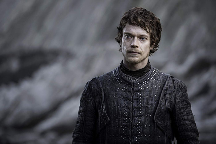 Alfie Allen irmão de Lily Allen