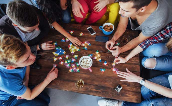 Los Mejores Juegos De Mesa Para Jugar Con Amigos Jugar Con Amigos