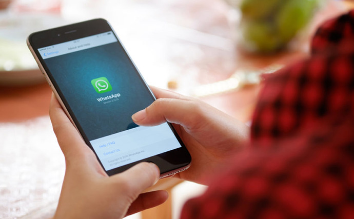 Pasos para enviar un toque a un amigo en Whatsapp
