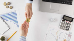 Beneficios de utilizar una app para invertir en criptomonedas